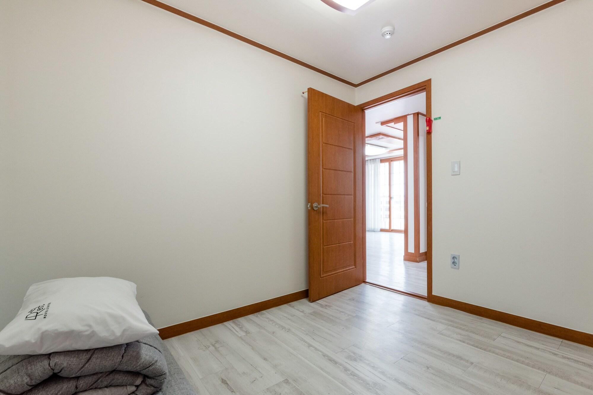 Home Fourest Resort Geoje Exterior foto