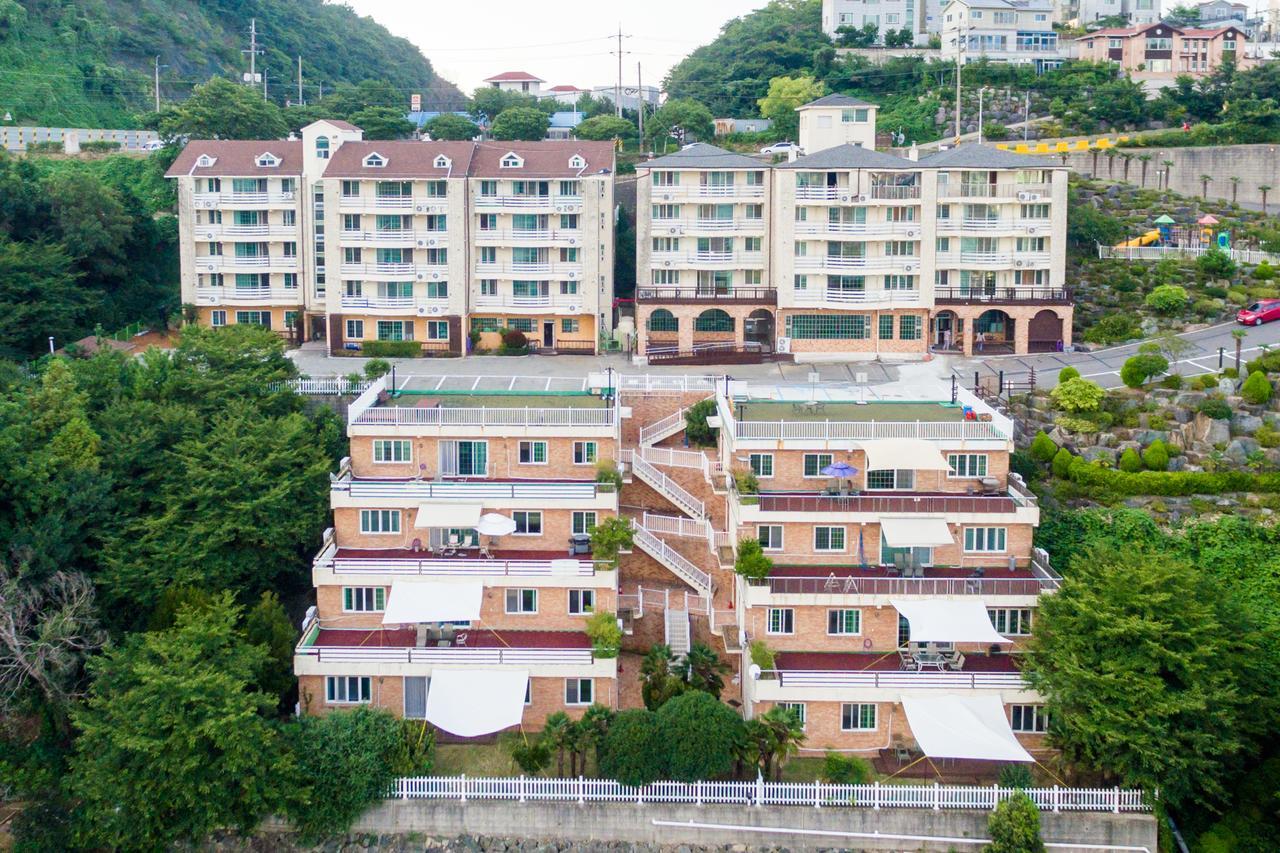 Home Fourest Resort Geoje Exterior foto